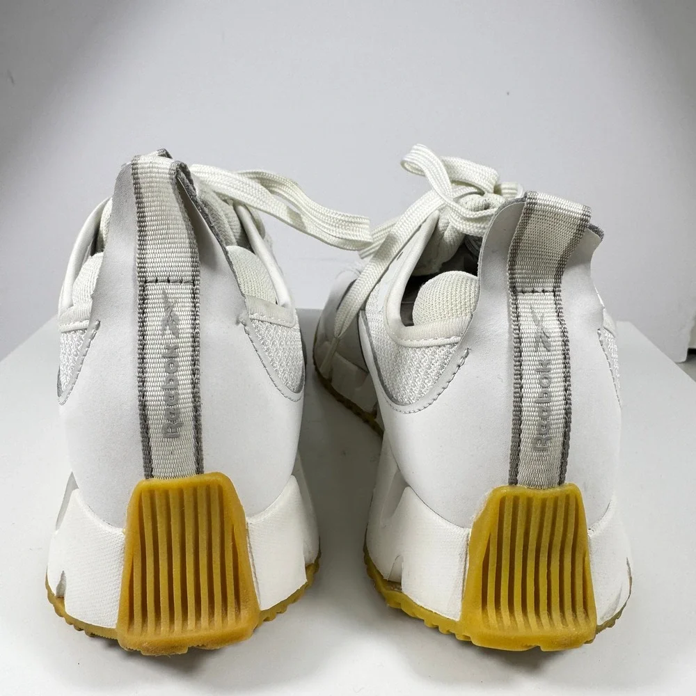 Reebok Zig Dynamica 4 Sneakers Womens Size 7 White Gum Zigzag Sole Running Shoes